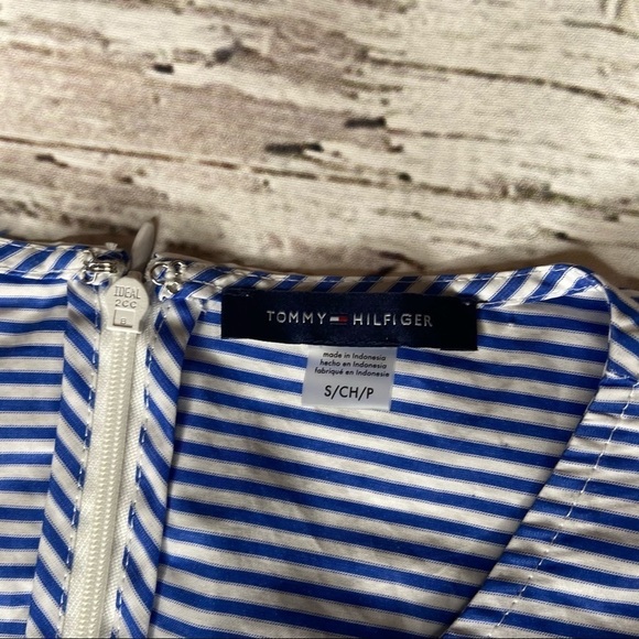 Tommy Hilfiger Striped Peplum Sleeveless Top - Picture 5 of 7